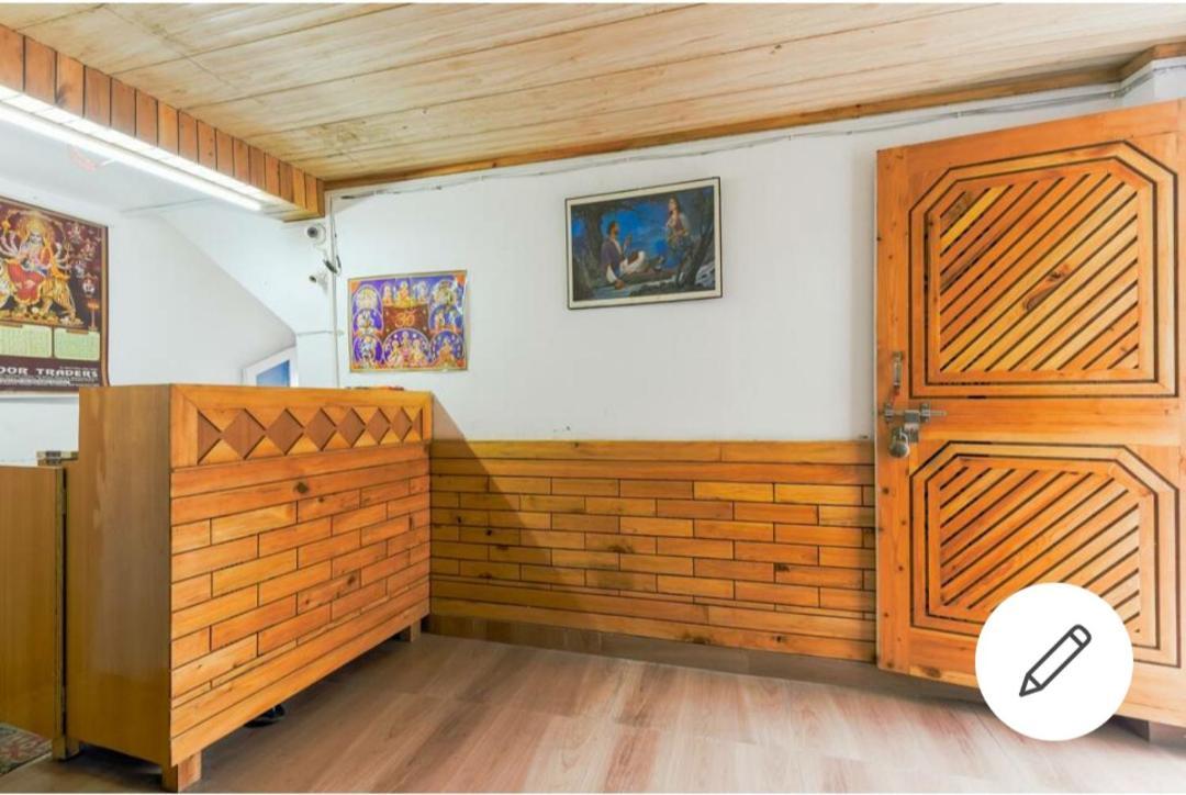 Tirthan Crest Homestay Banjār Exteriér fotografie