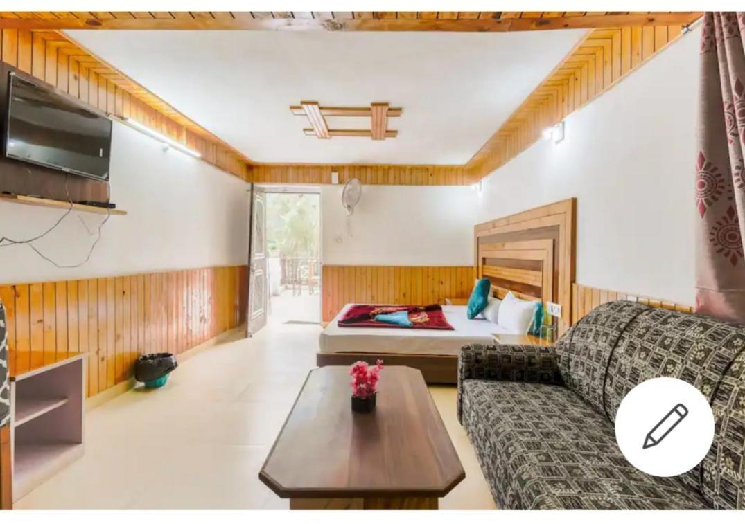 Tirthan Crest Homestay Banjār Exteriér fotografie