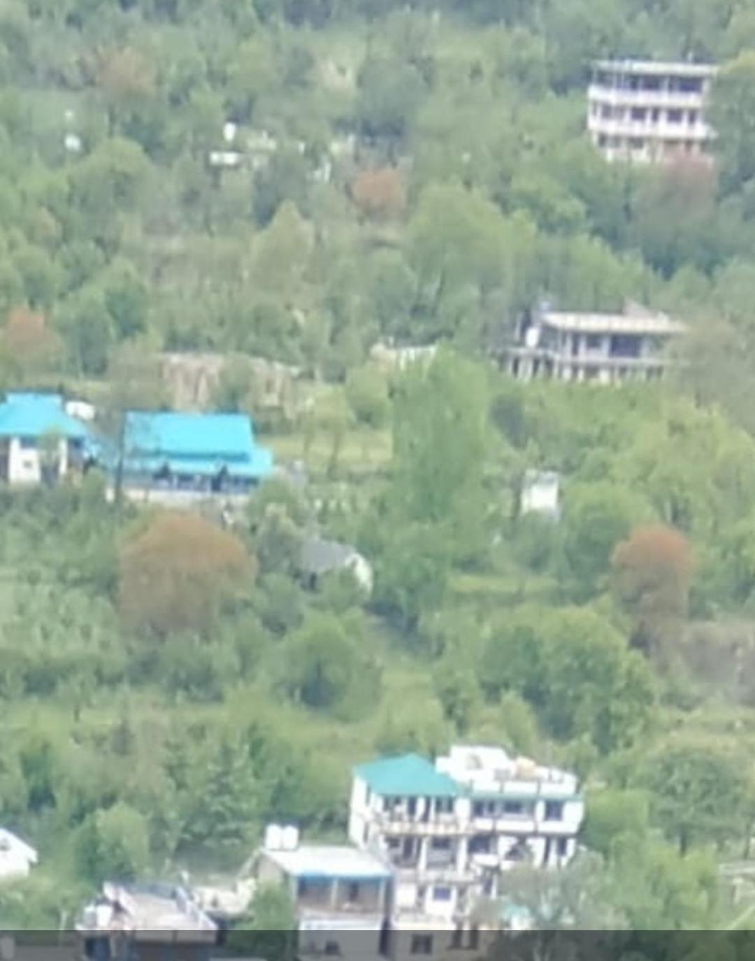 Tirthan Crest Homestay Banjār Exteriér fotografie